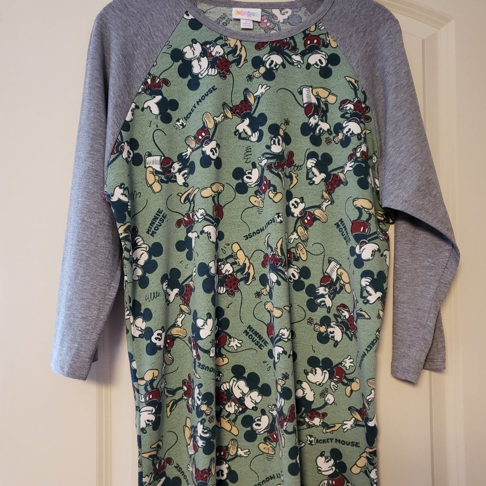 Mickey & minny basball style shirt